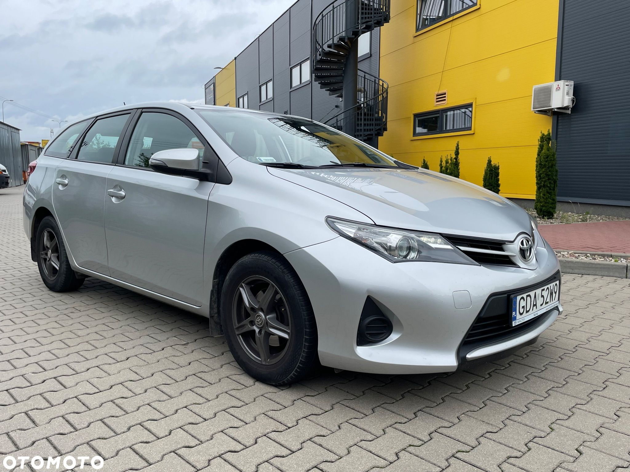Toyota Auris 1.6 Active - 1