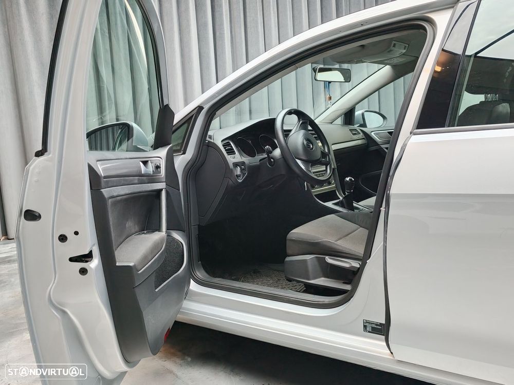 VW Golf 1.6 BlueTDI Comfortline - 9