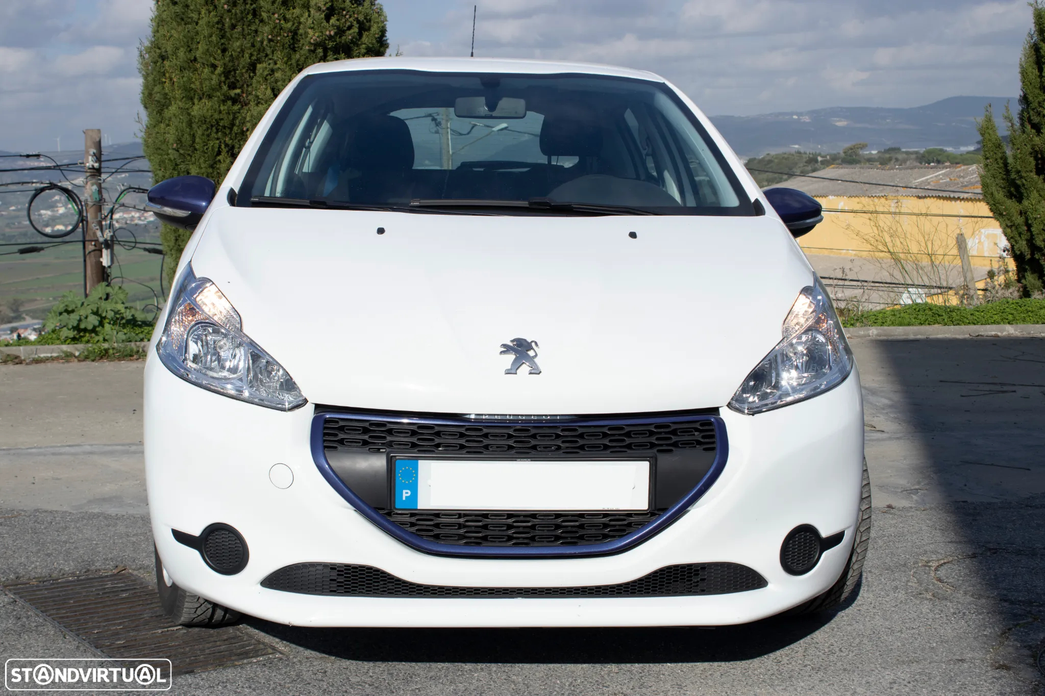 Peugeot 208 - 4