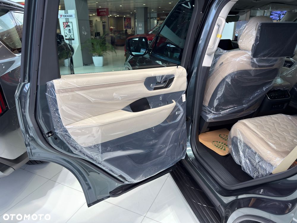 Nissan Patrol - 12