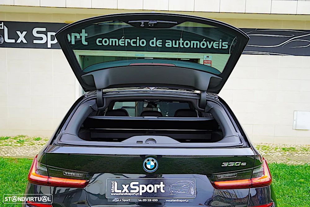 BMW 330 e Pack M Auto - 18