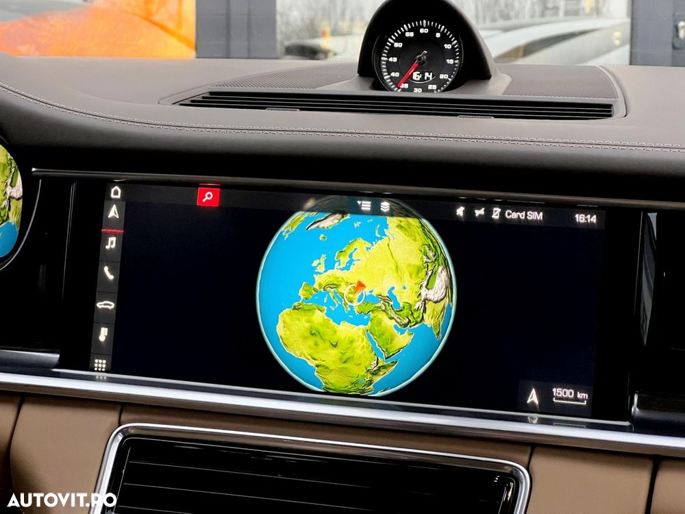 Porsche Panamera - 11