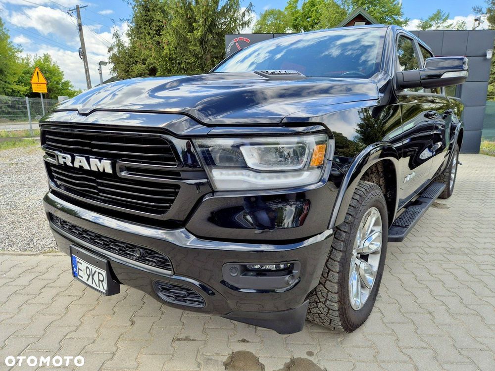 RAM 1500 Crew Cab Laramie - 2