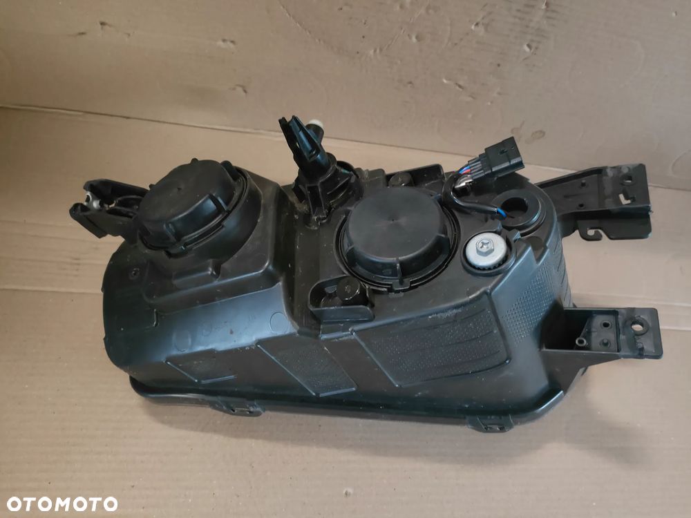 Dacia Spring Elektryk 22- LAMPA LEWY PRZÓD 260607303R - 9