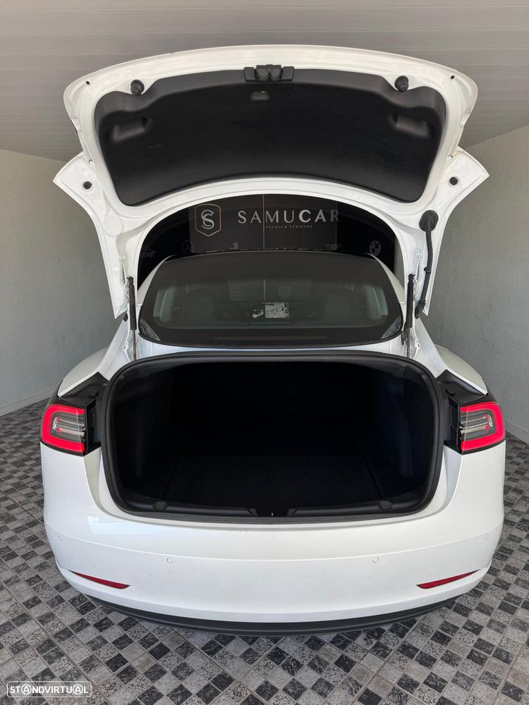 Tesla Model 3 - 13