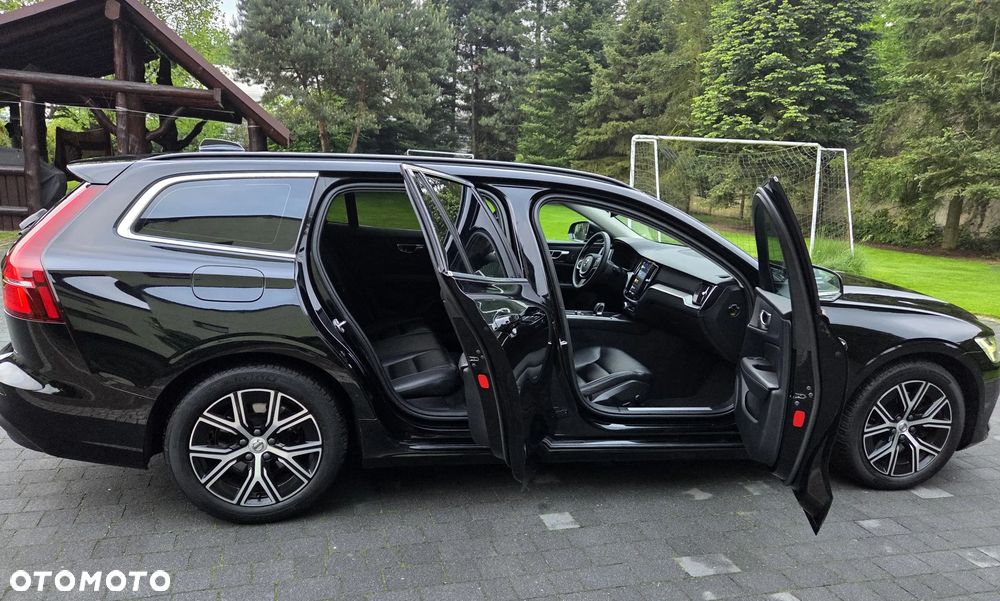 Volvo V60 B3 B Geartronic Momentum Pro - 21