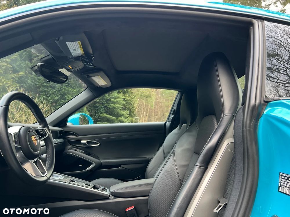 Porsche 911 Carrera PDK - 17