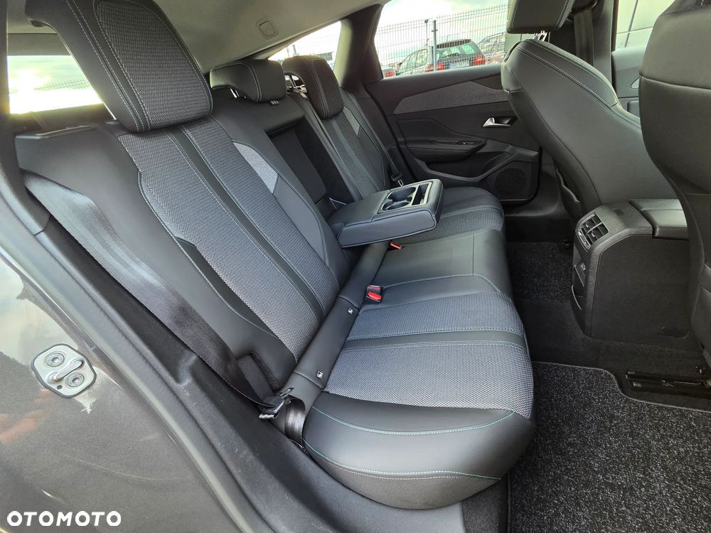 Peugeot 308 1.5 BlueHDi Allure Pack S&S - 38