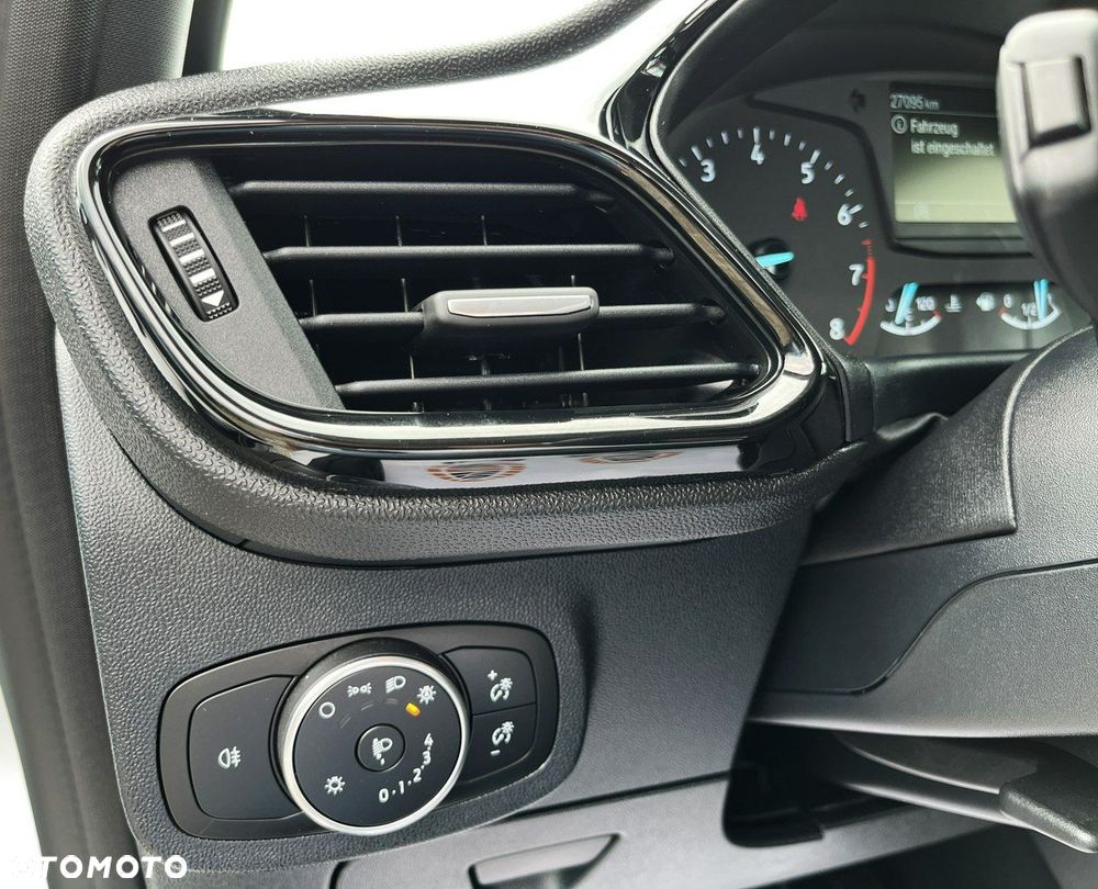 Ford Fiesta 1.1 S&S TREND - 24