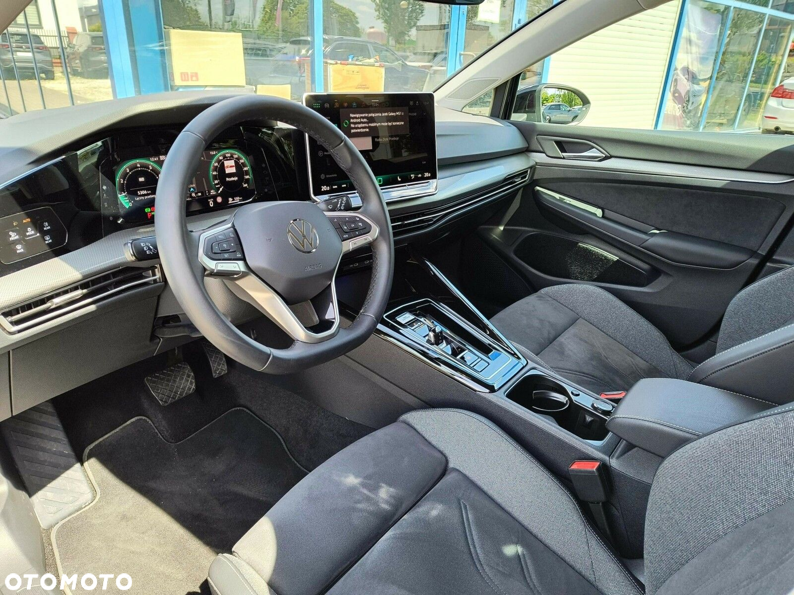 Volkswagen Golf - 13