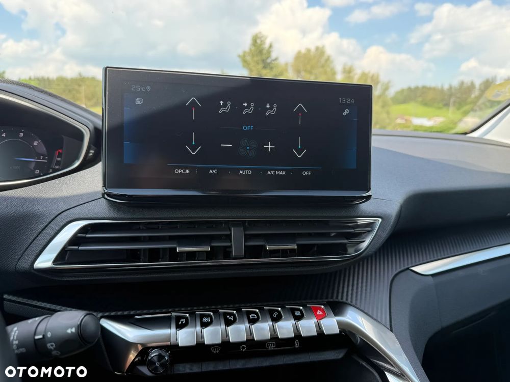 Peugeot 3008 - 16