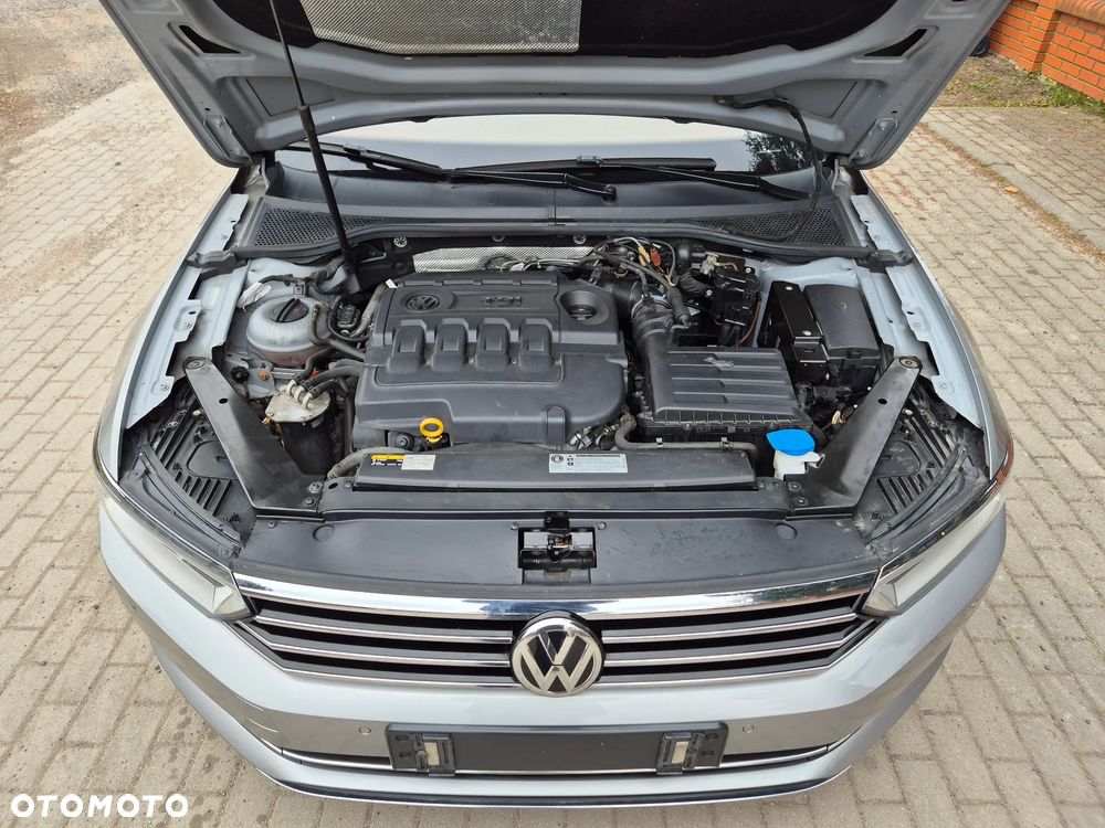 Volkswagen Passat 2.0 TDI BMT Highline - 13