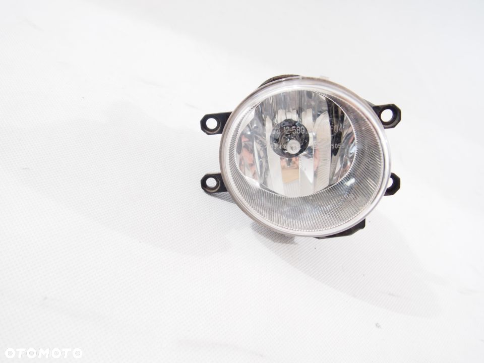 Toyota Land Cruiser J150 Chrom atrapa prawa 17r - 1