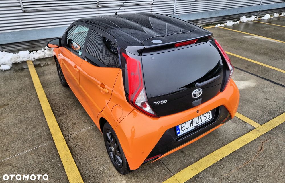 Toyota Aygo 1.0 VVT-i Color Edition - 15