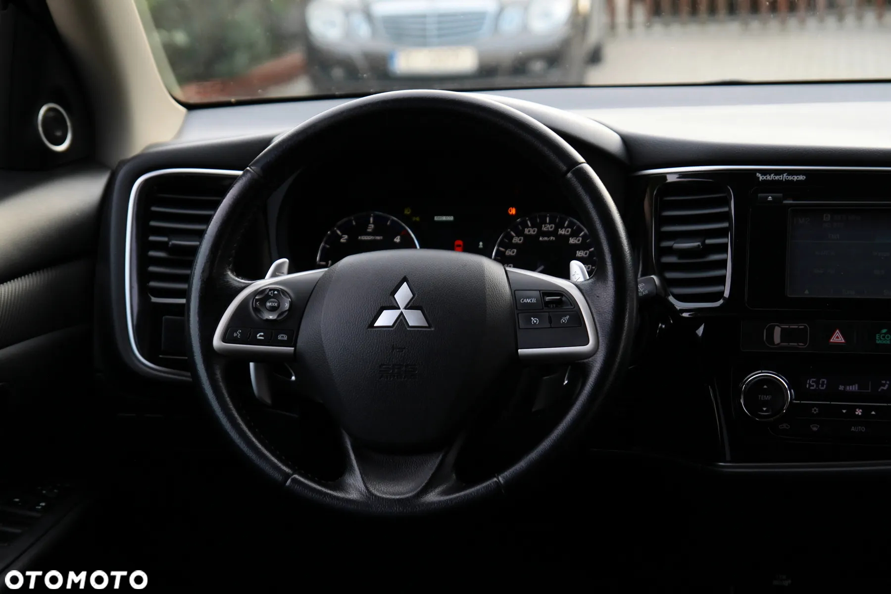 Mitsubishi Outlander 2.2 DI-D 4WD Automatik Intense - 21