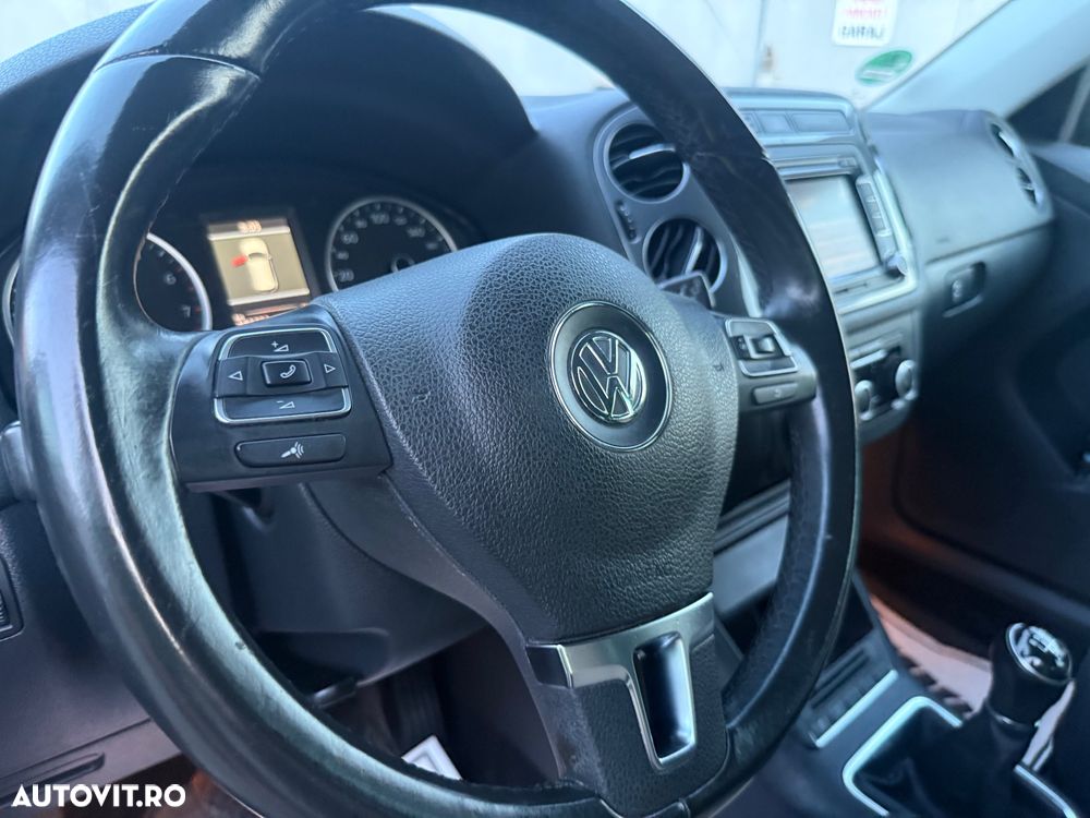 Volkswagen Tiguan 1.4 TSI BlueMotion Technology Exclusive - 39