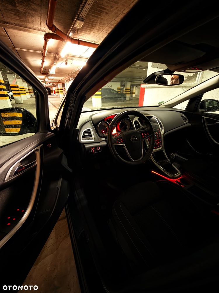Opel Astra - 14