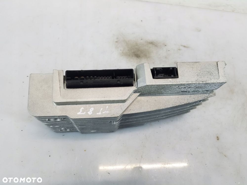 wzmacniacz audi tt 8j 8j0035223d - 3