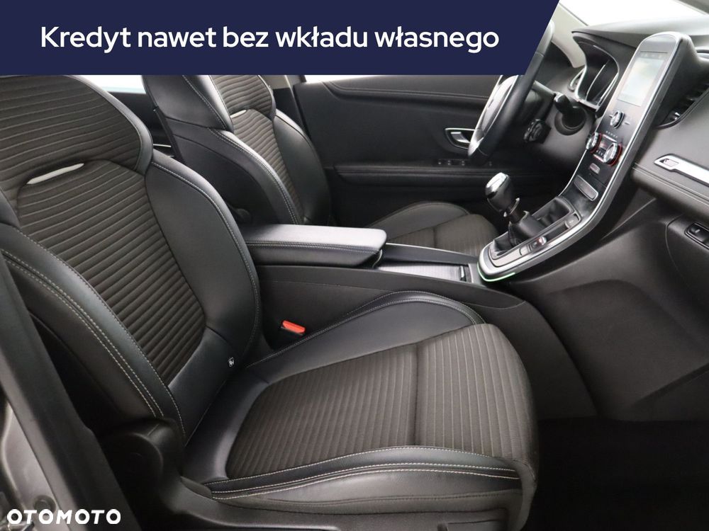 Renault Grand Scenic - 11