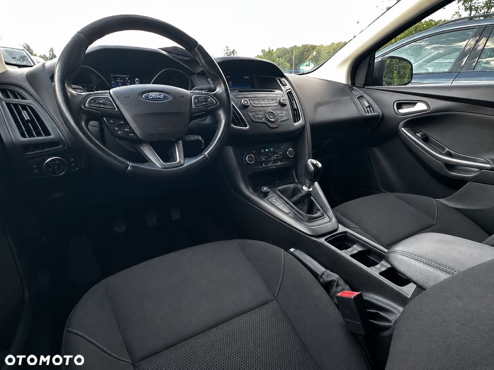 Ford Focus 1.0 EcoBoost Gold X (Trend) - 10