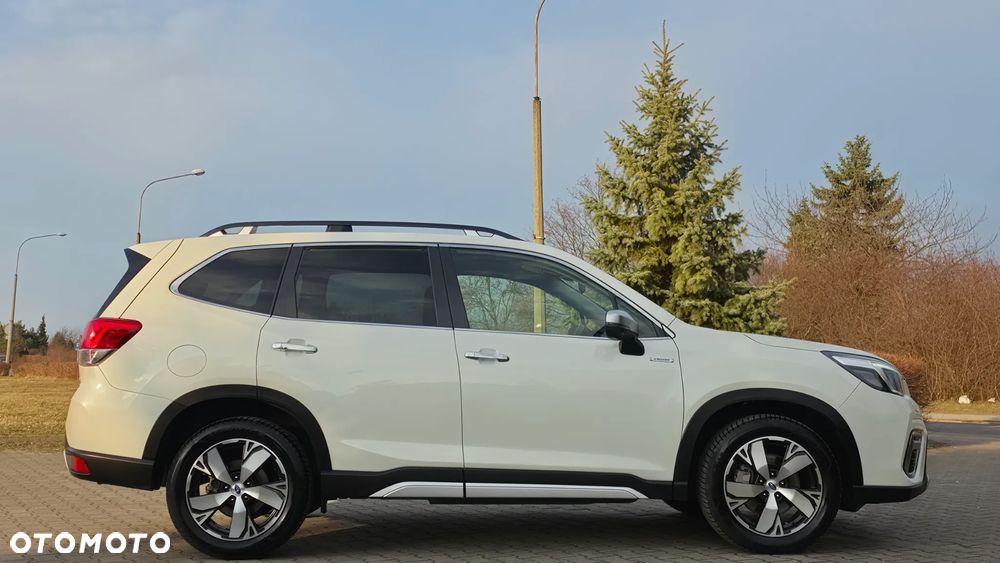 Subaru Forester 2.0i-L Platinum (EyeSight) Lineartronic - 3