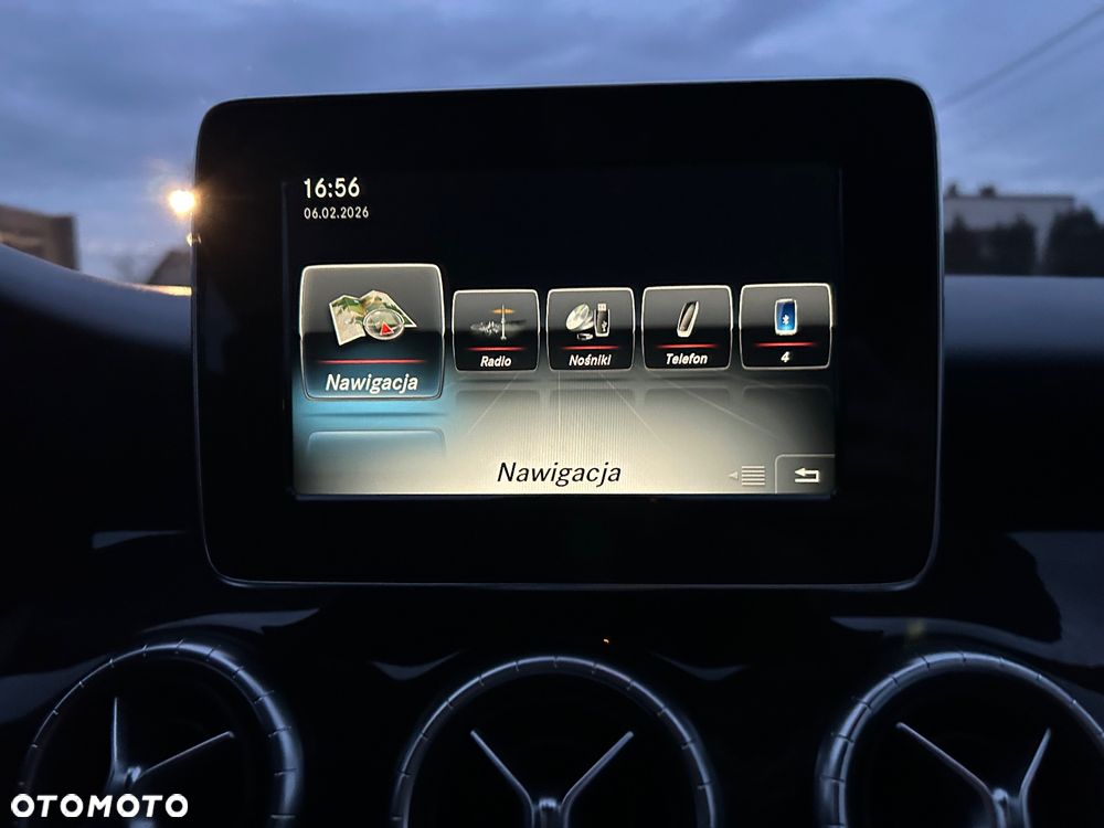 Mercedes-Benz CLA 250 4-Matic - 20