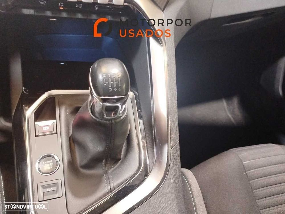 Peugeot 3008 1.2 PureTech Active Pack - 20