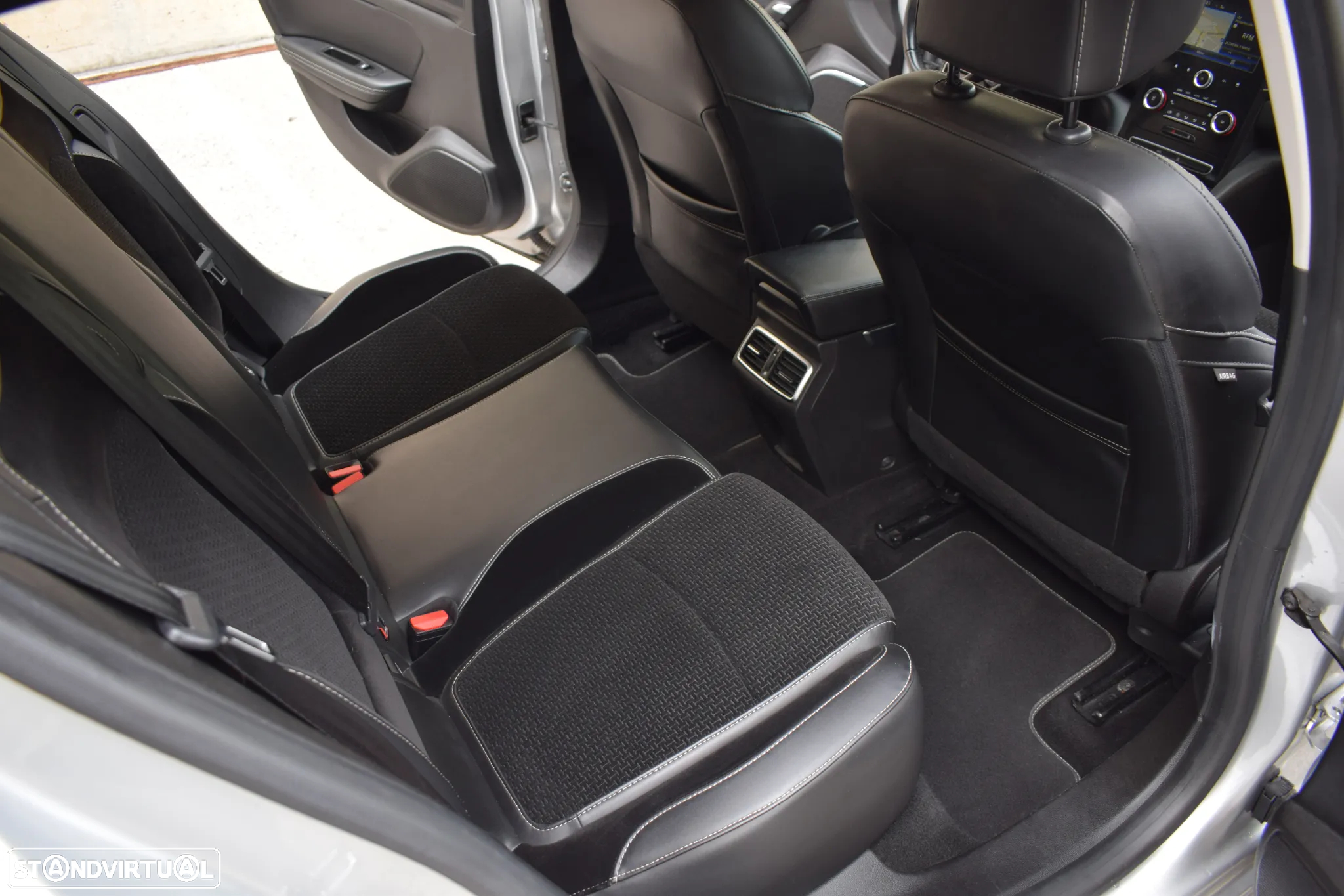 Renault Mégane Sport Tourer 1.5 dCi Intens - 7