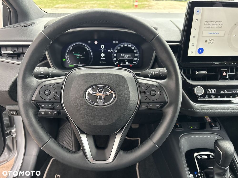 Toyota Corolla 1.8 Hybrid Style - 13