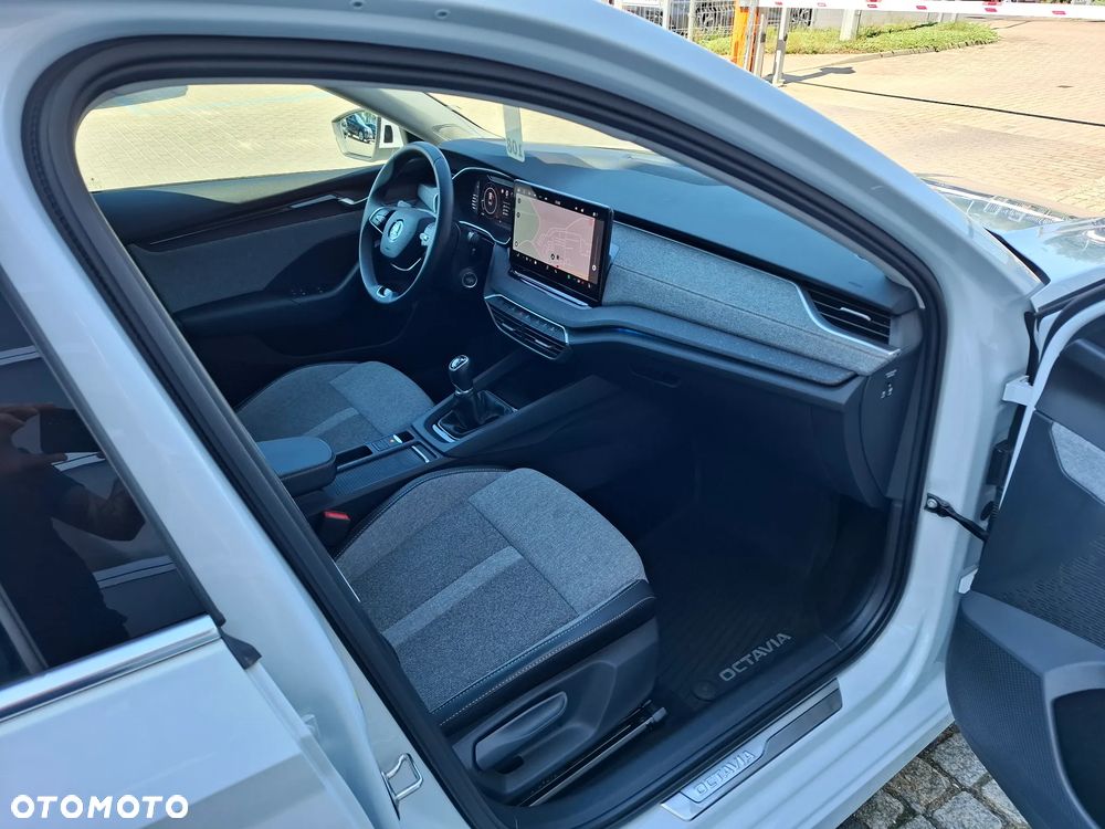 Skoda Octavia 2.0 TDI Selection - 9