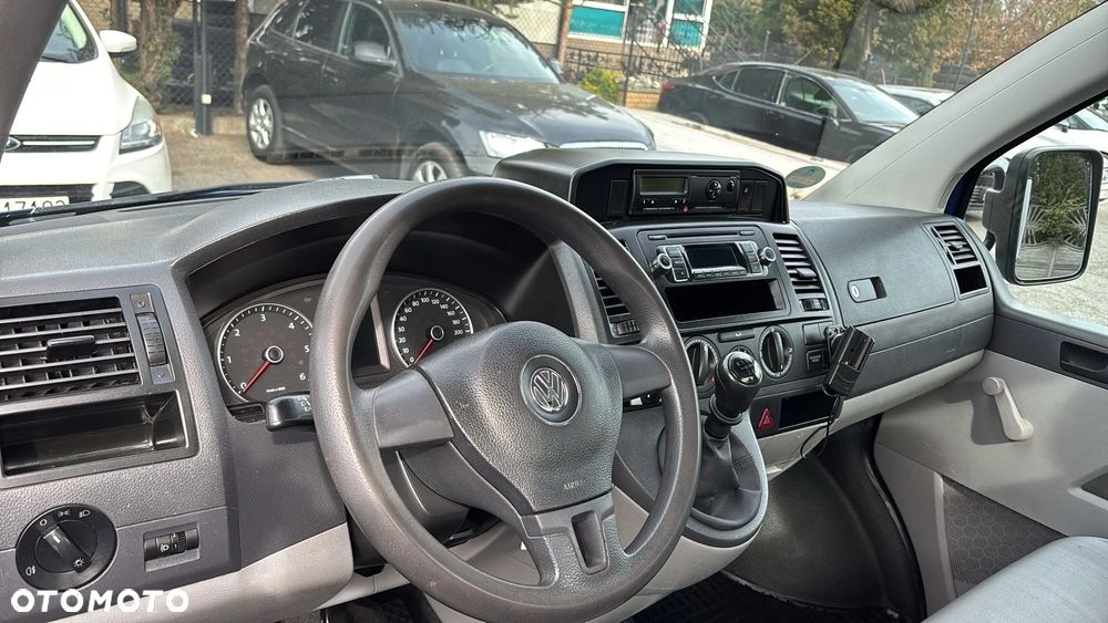 Volkswagen Transporter T5 - 10