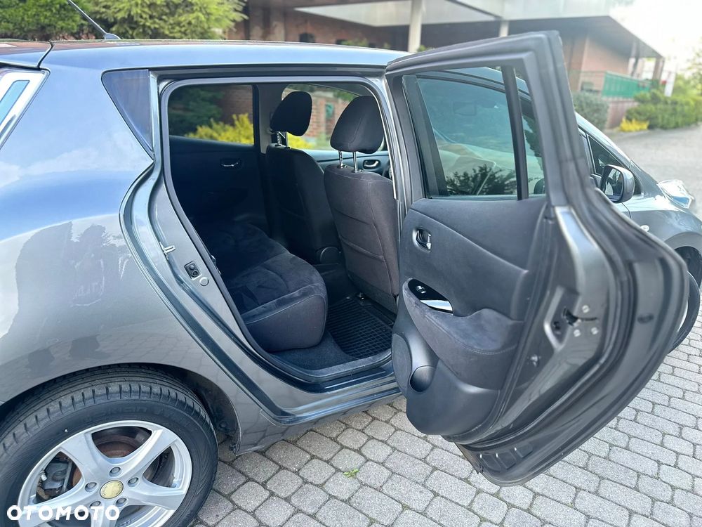 Nissan Leaf 24kWh Acenta - 16