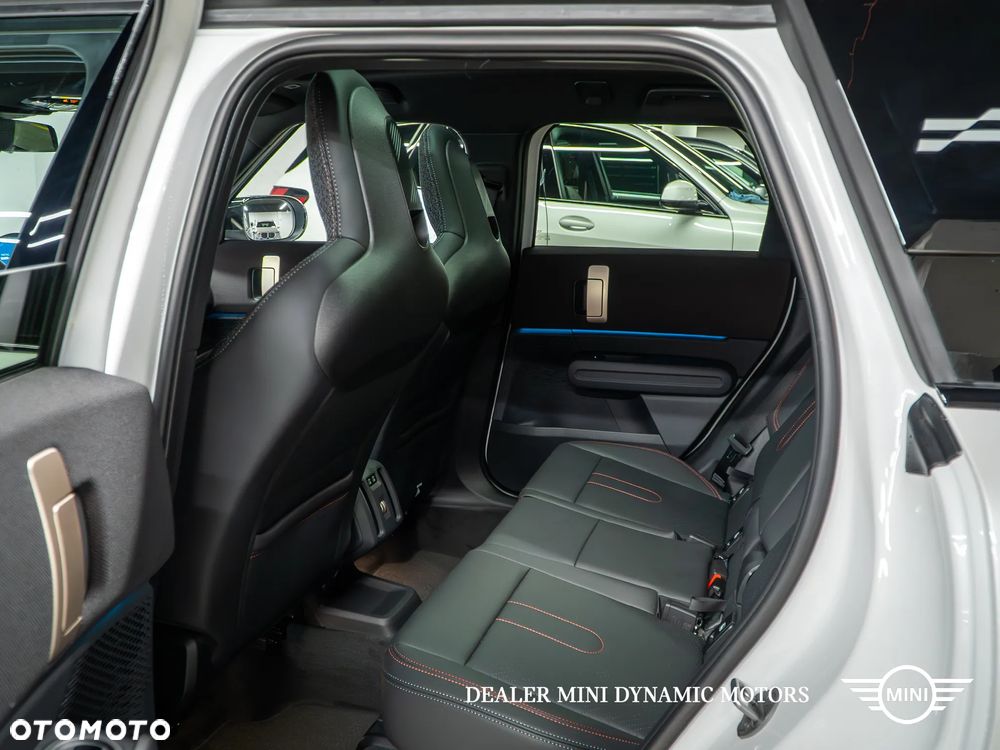 MINI Countryman - 25