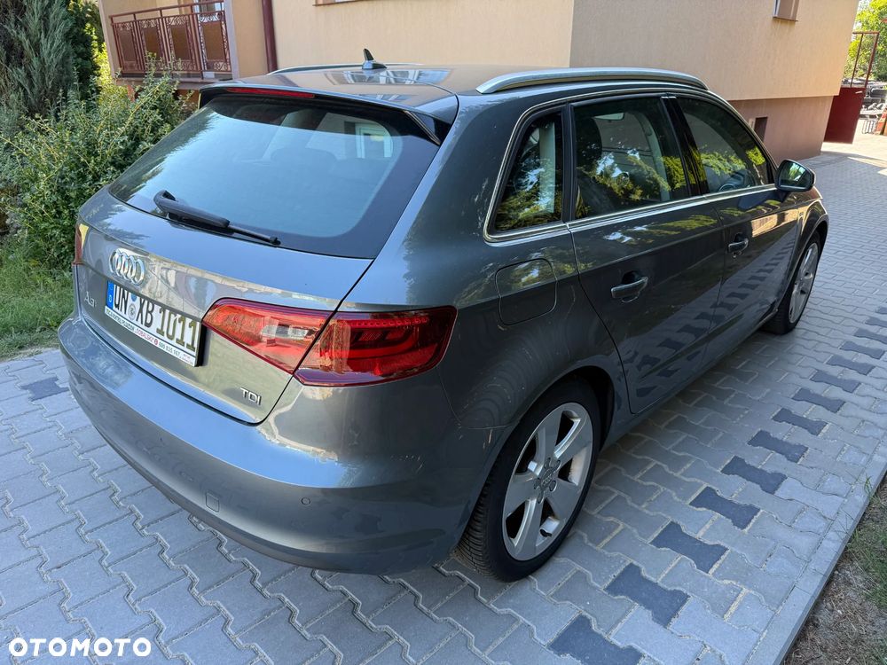 Audi A3 Sportback 2.0 TDI (clean diesel) Ambiente - 4