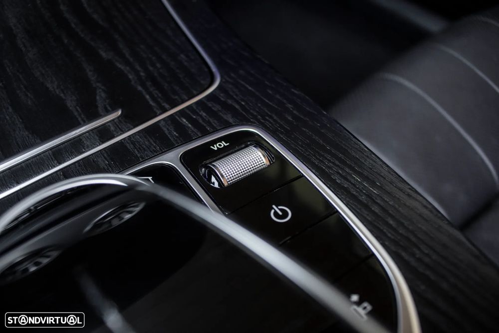 Mercedes-Benz E 220 d AMG Line Aut. - 24
