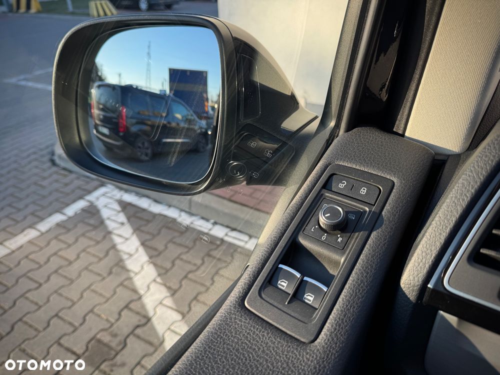 Volkswagen Multivan 2.0 TDI L1 Highline - 20