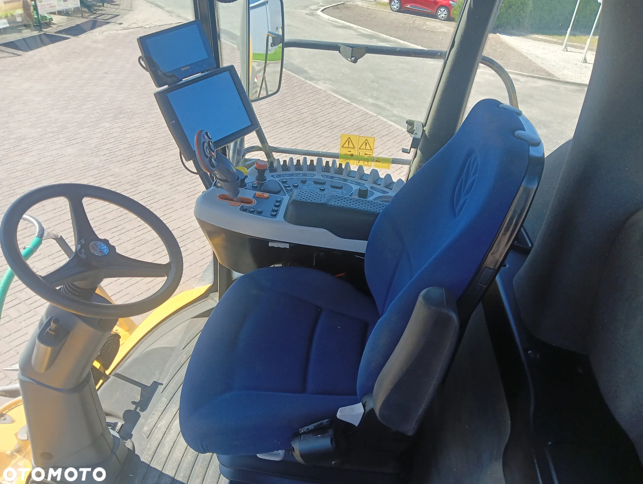 New Holland FR480 - 14