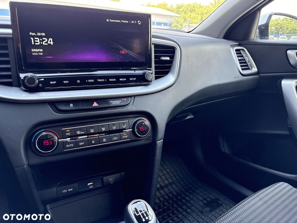 Kia Ceed - 20