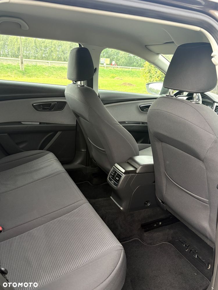 Seat Leon Sportstourer 1.6 TDI Style S&S DSG - 19