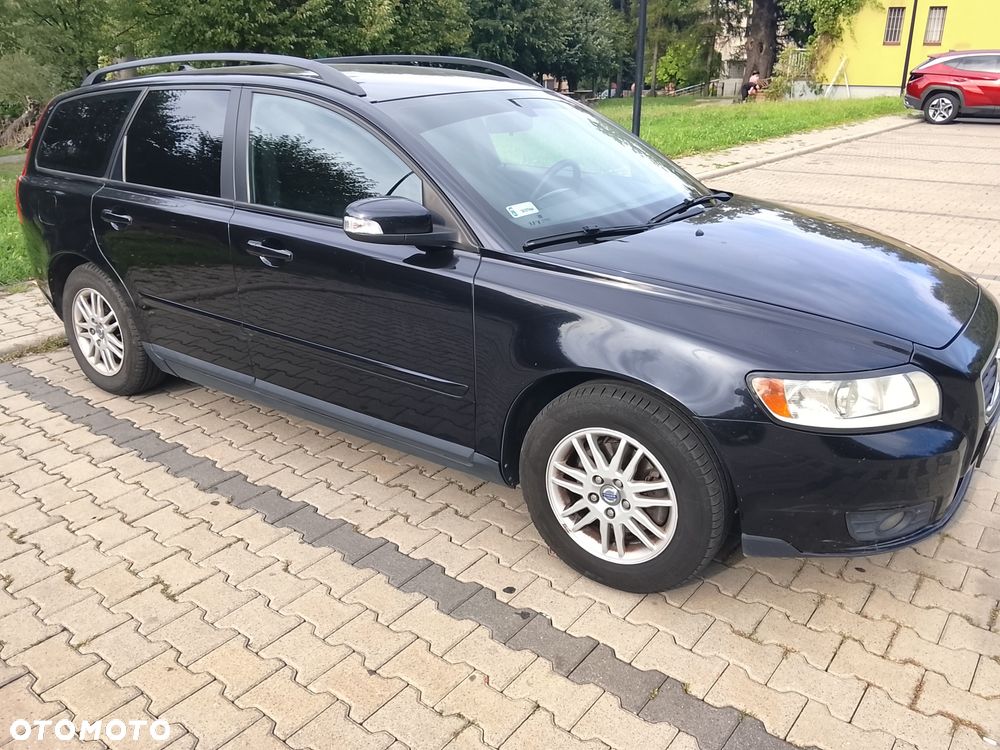 Volvo V50 - 1
