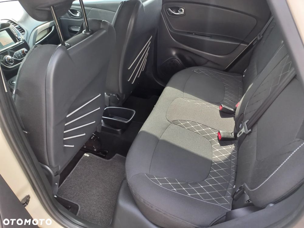 Renault Captur TCe 120 EDC Luxe - 23