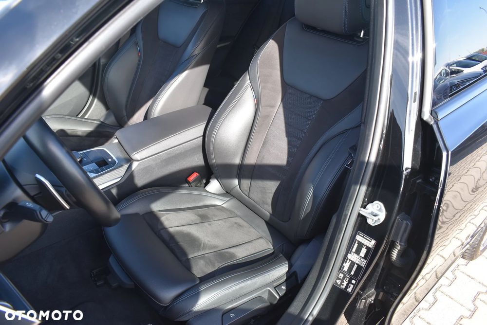 BMW Seria 3 320d xDrive MHEV M Sport sport - 10