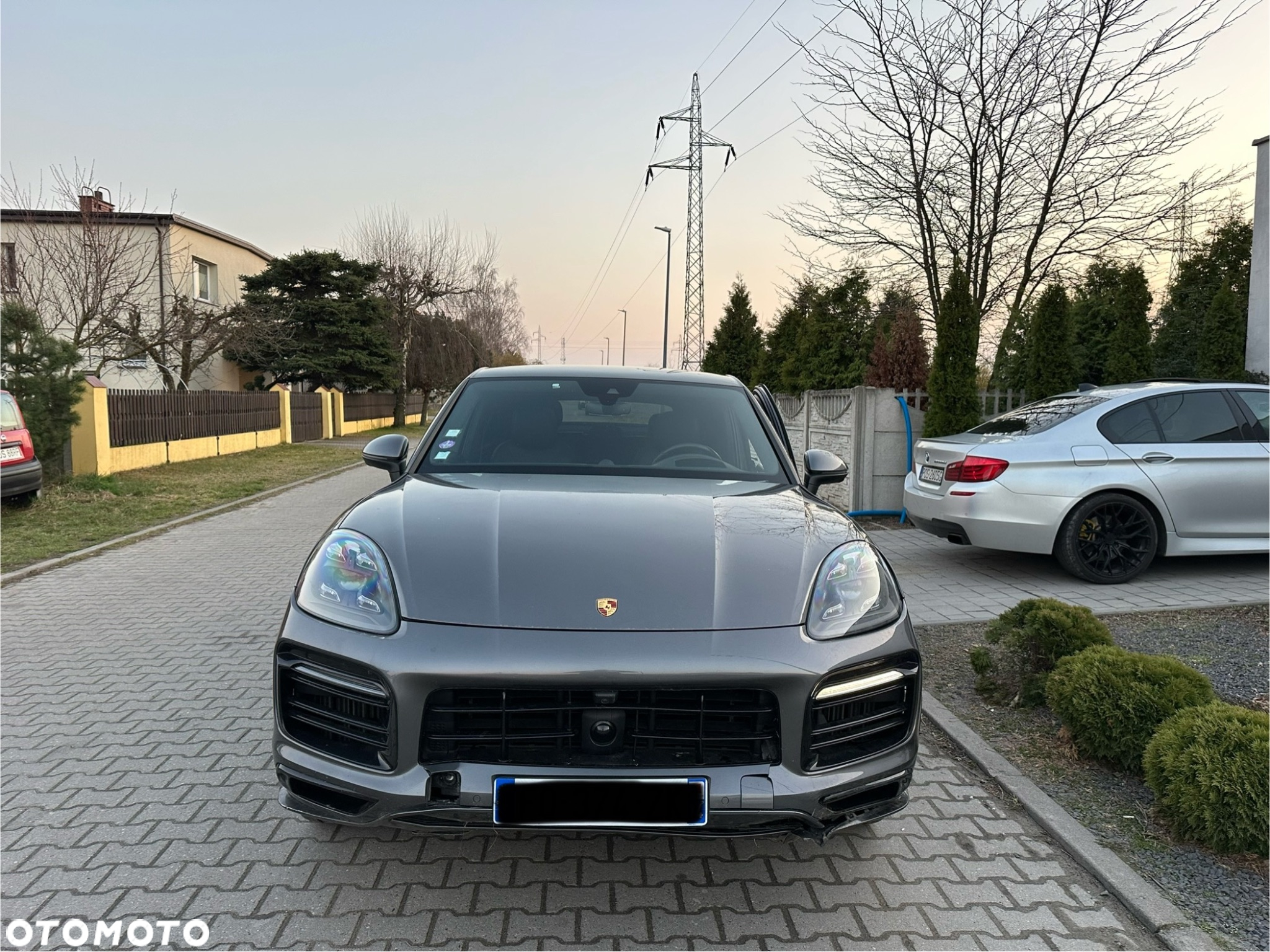 Porsche Cayenne Coupe E-Hybrid Platinum Edition - 4