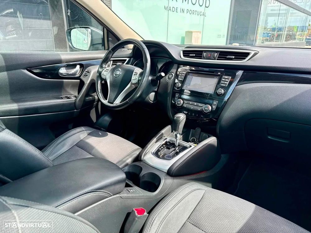 Nissan Qashqai 1.6 dCi 360 Xtronic - 6