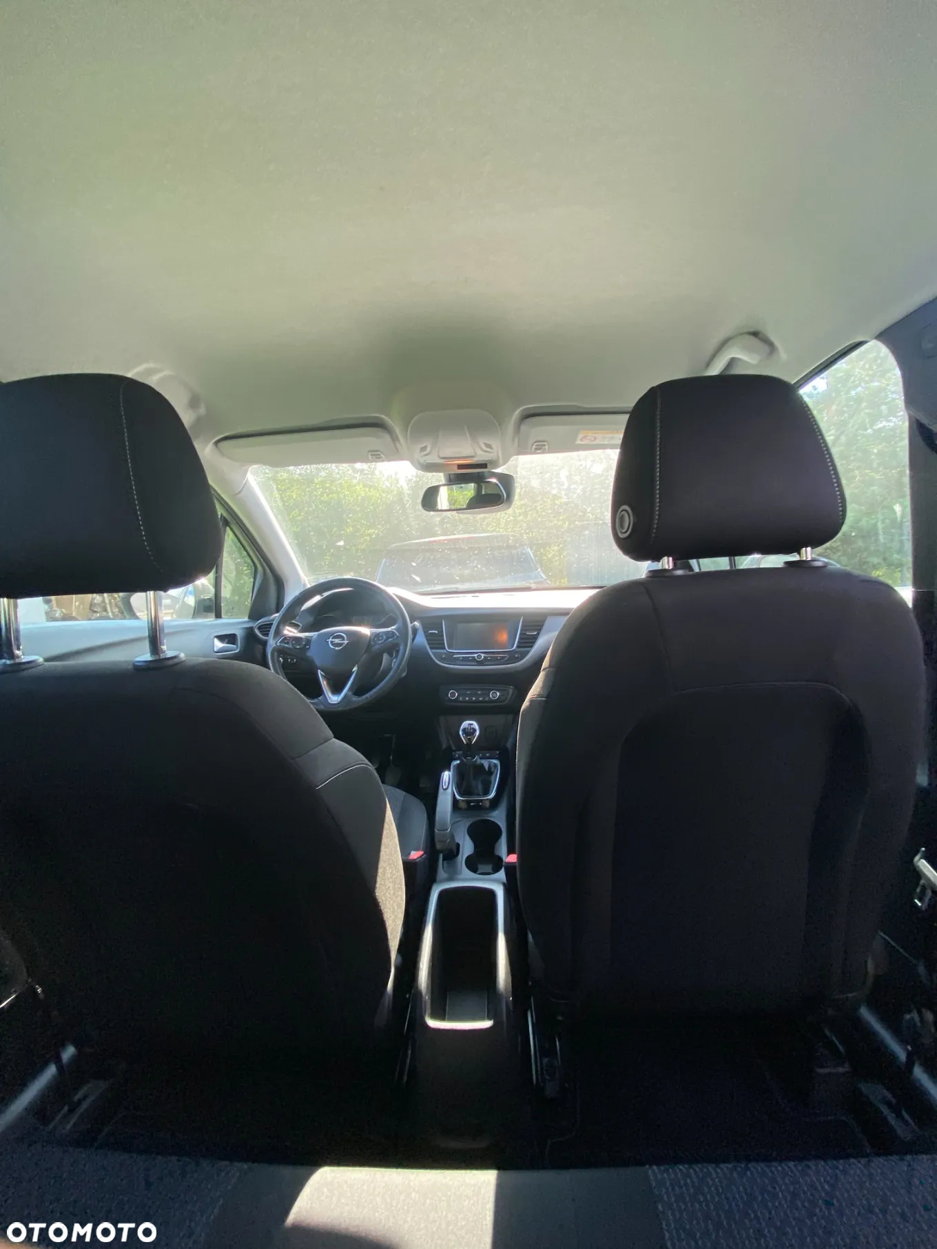 Opel Crossland X - 12