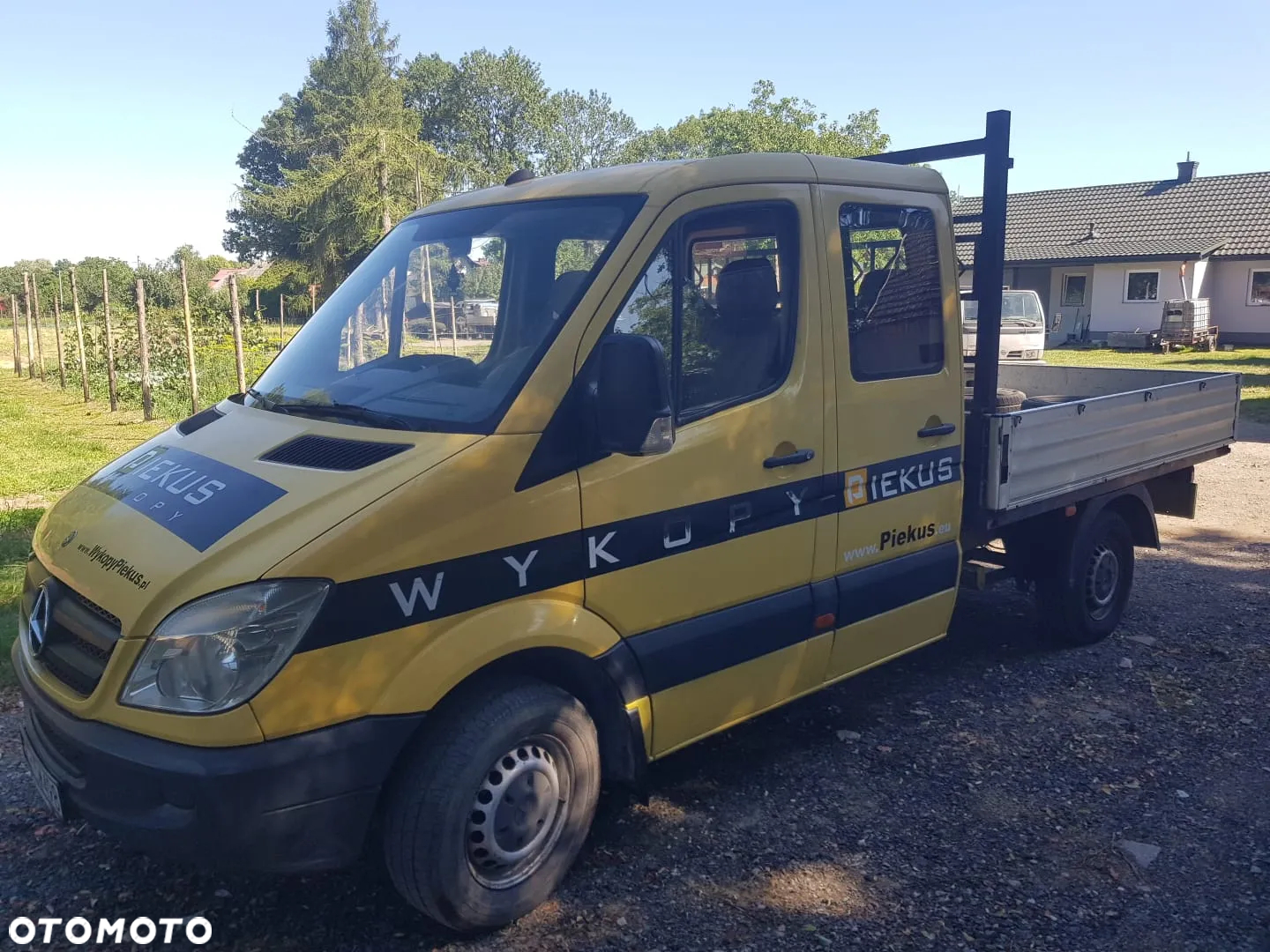 Mercedes-Benz Sprinter - 2