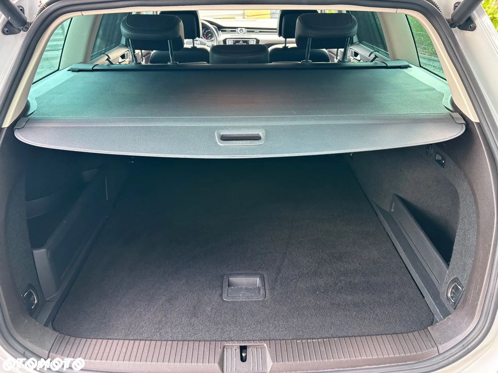 Volkswagen Passat 2.0 TDI Bi-Turbo BMT 4Mot Highline DSG - 21