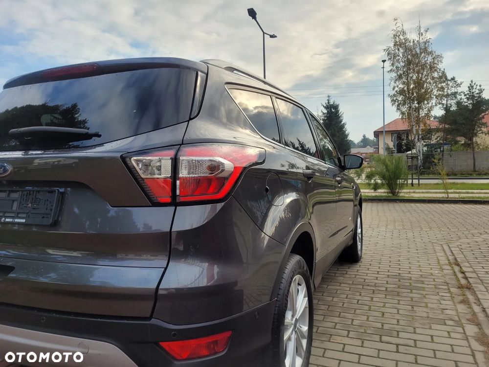 Ford Kuga 2.0 TDCi 4x4 Titanium - 2