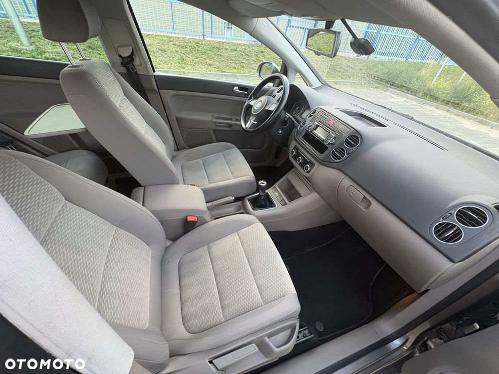 Volkswagen Golf Plus - 8