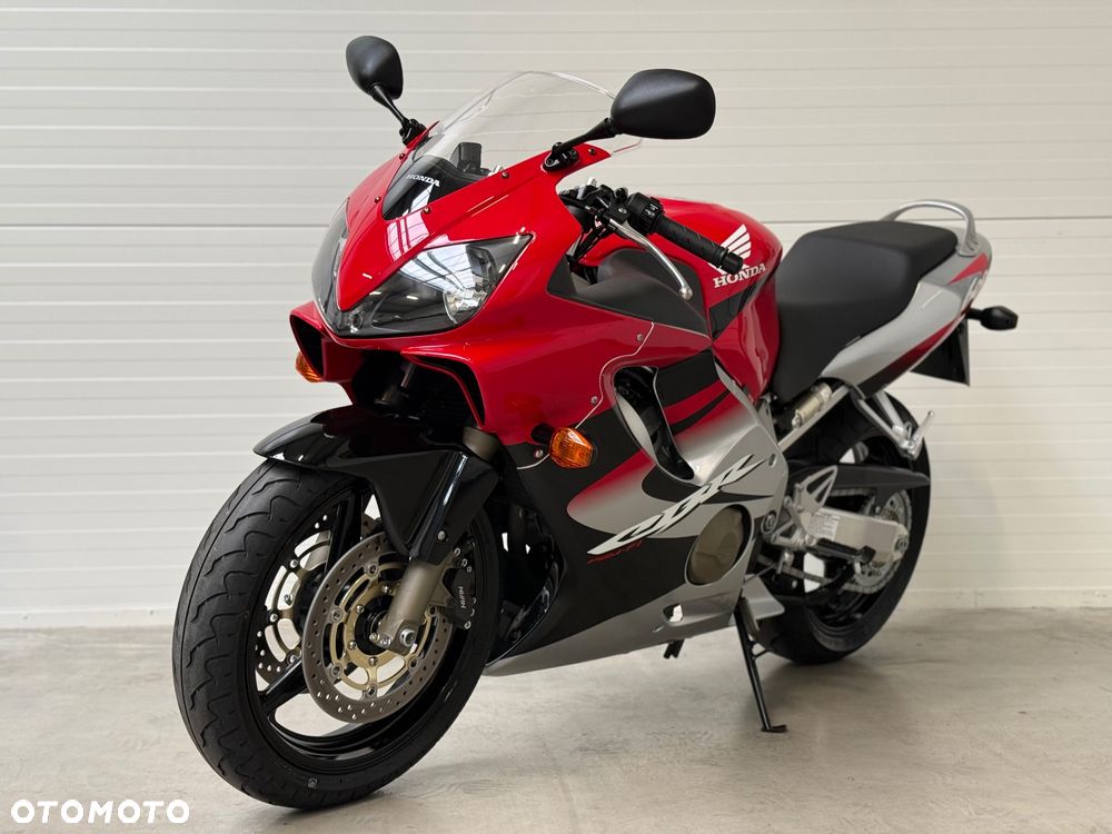 Honda CBR - 7